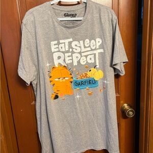 Garfield Gray Short Sleeve Tee